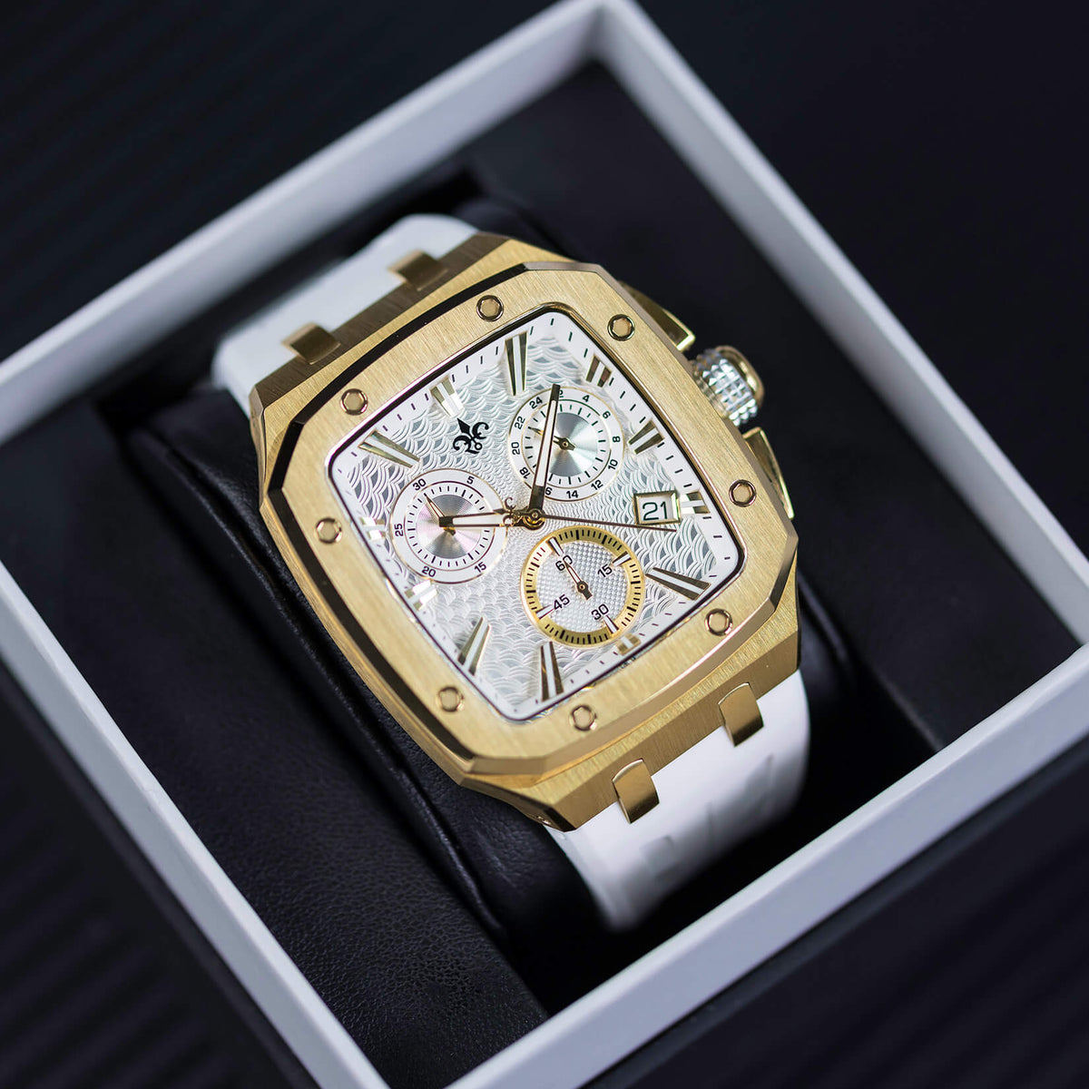 The Spectre Chrono Polar Dawn watch close-up detail alternate
