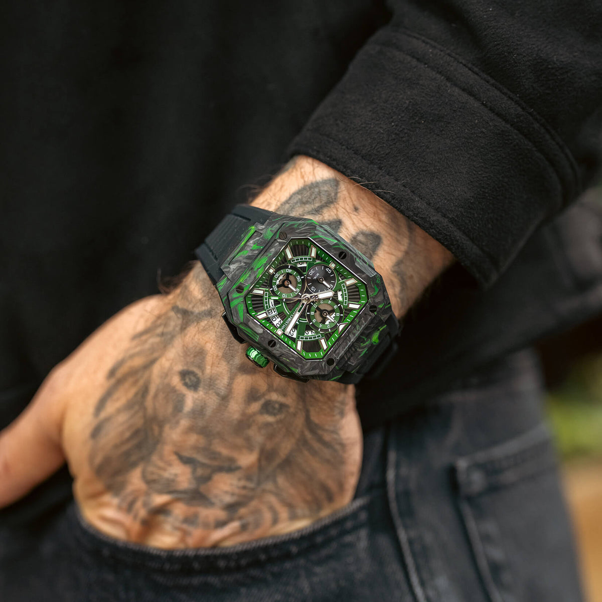 The Vanguard Carbon Chrono - Emerald Shadow
